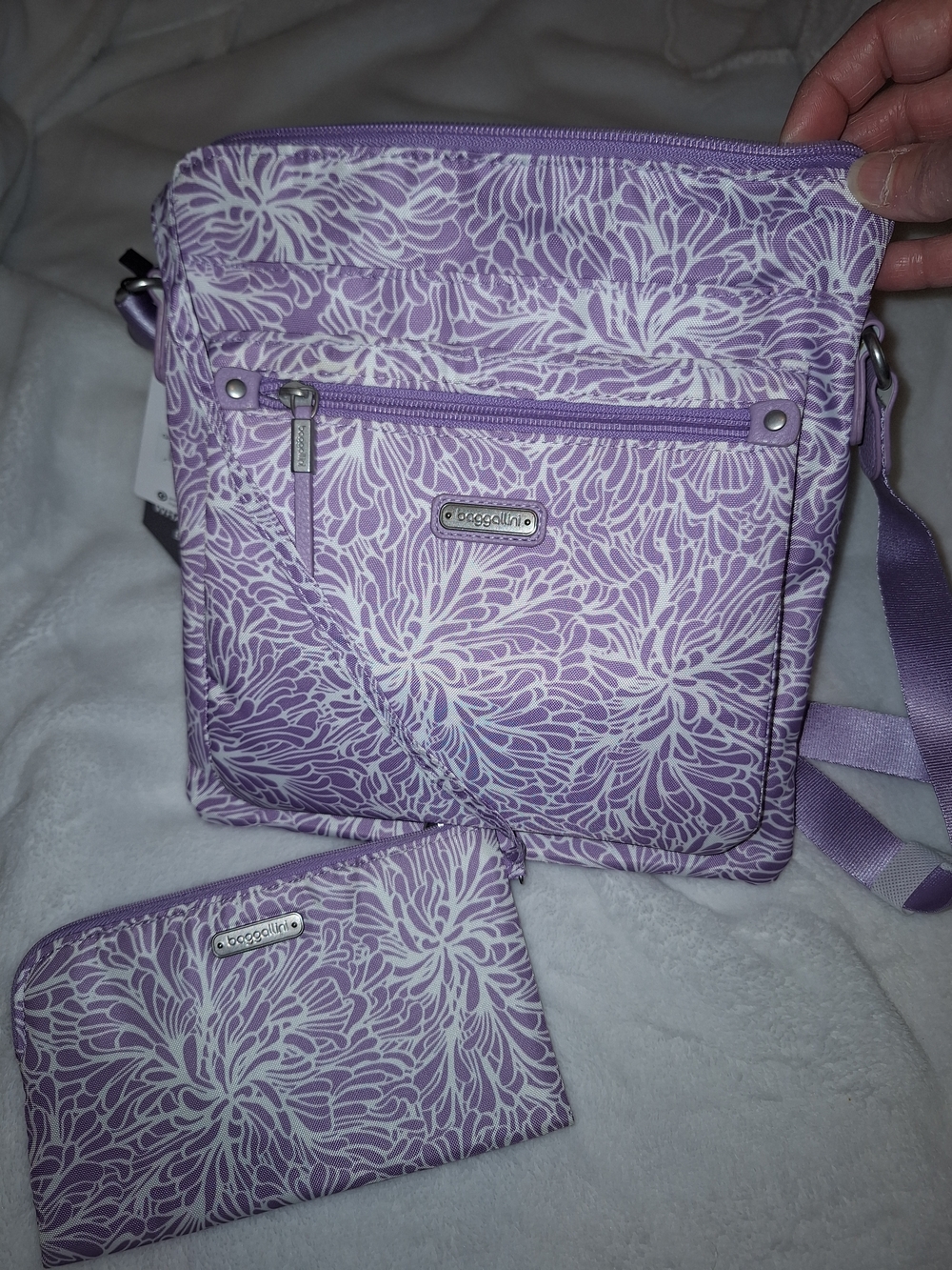 Baggallini Lavender White Floral Crossbody with Matching Wristlet